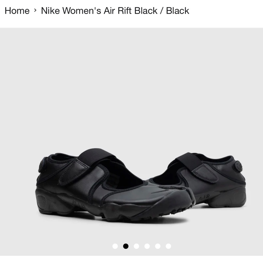 Womens size 9 nike air rift